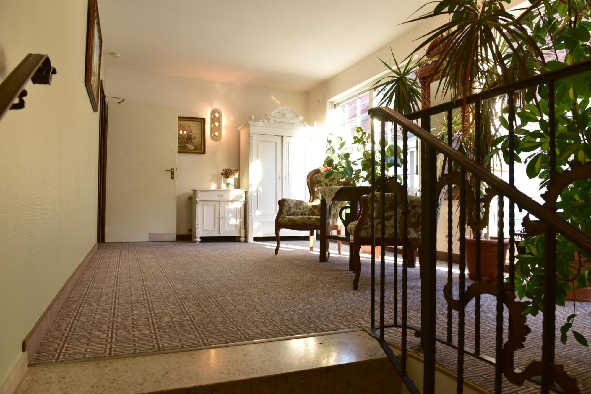 Land-Gut-Hotel Schenkenberger Hof Делич Екстериор снимка