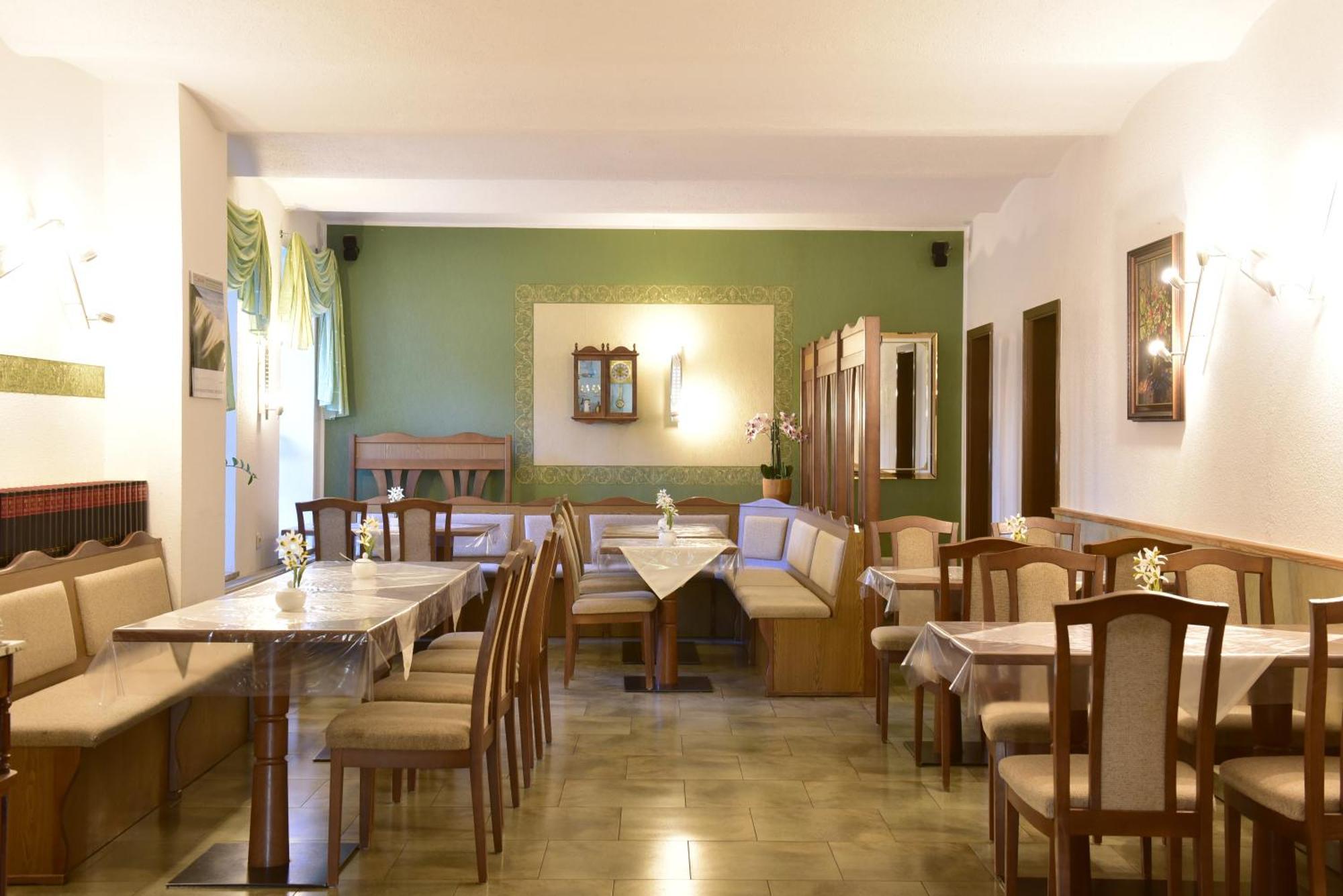 Land-Gut-Hotel Schenkenberger Hof Делич Екстериор снимка